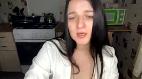 good_girl_24 online show from July 3, 3:29 pm