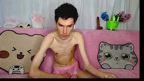 Luca online show from May 17, 2:57 pm