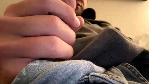 Snapshot of gooddick118 chatting on March 4, 5:21 am Gooddick215 online show from March 4, 5:21 am