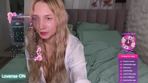 Snapshot of goodgirl0024 chatting on January 11, 7:59 pm goodgirl0024 online show from January 11, 7:59 pm