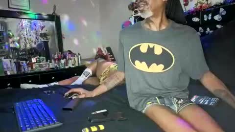 GoodieTimes1 Mrs. Bonnie  Mr. Clyde online show from April 12, 7:46 am