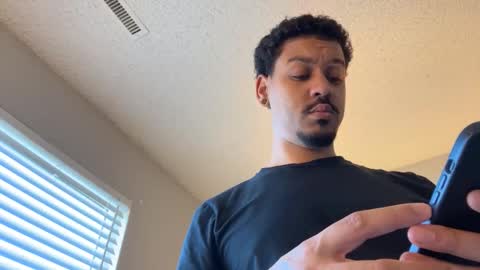 Snapshot of goodjob_jay chatting on February 4, 4:35 pm Goodjob Jay online show from February 4, 4:35 pm