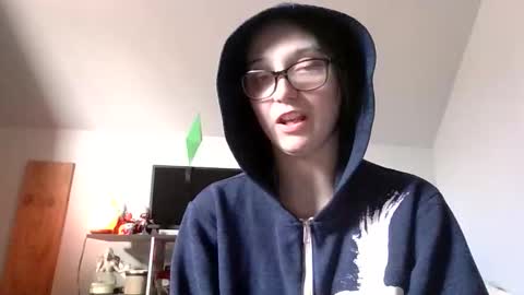 Snapshot of gooeypixie chatting on March 6, 6:59 pm gooeypixie online show from March 6, 6:59 pm