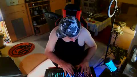 Snapshot of google5001 chatting on November 26, 6:47 am google5001 online show from November 26, 6:47 am