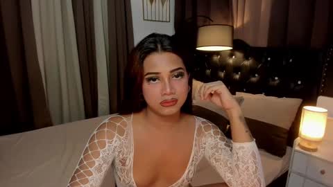 RIANA online show from January 5, 5:09 pm