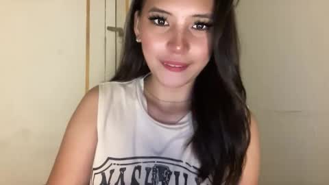 Lyn online show from March 9, 1:42 am