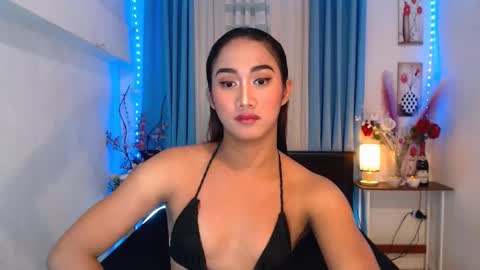 gorgeous_nicole online show from January 7, 4:48 pm