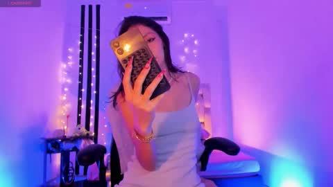 i am Jessi  I love animals and drawing I hope to get along with everyone. XOXO online show from February 24, 7:45 pm