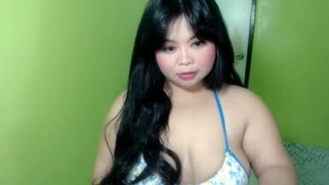 Snapshot of gorgeuos_mae chatting on July 25, 8:12 am MAE online show from July 25, 8:12 am