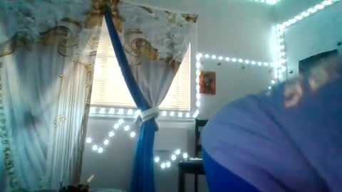 Snapshot of gotcake713 chatting on June 17, 12:13 am Sue Goddess online show from June 17, 12:13 am