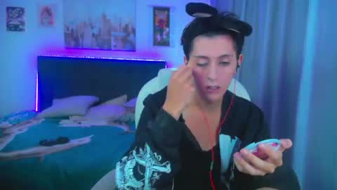Snapshot of goth_minerva chatting on July 2, 2:56 pm goth_minerva online show from July 2, 2:56 pm