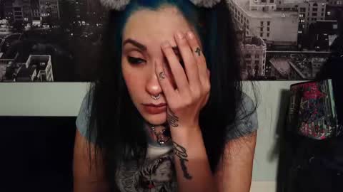 gothbaby305 online show from October 17, 7:44 am