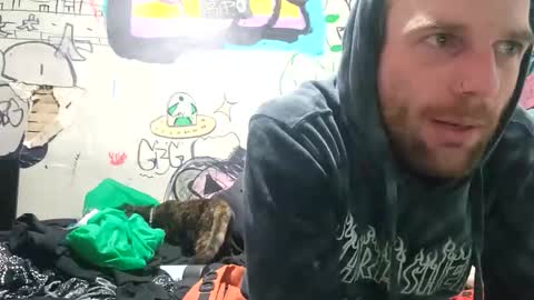 Snapshot of gothboityplz chatting on November 15, 9:06 am gothboityplz online show from November 15, 9:06 am