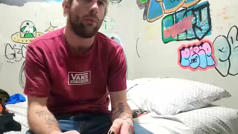 Snapshot of gothboityplz chatting on November 18, 9:25 am gothboityplz online show from November 18, 9:25 am