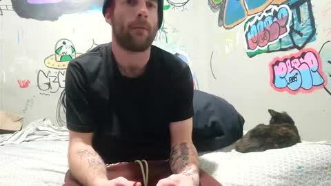 Snapshot of gothboityplz chatting on December 1, 9:03 am gothboityplz online show from December 1, 9:03 am