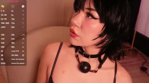 Snapshot of gothel__4 chatting on January 16, 7:29 pm Gothel online show from January 16, 7:29 pm