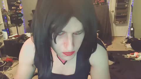 Victoriana online show from January 4, 8:59 pm