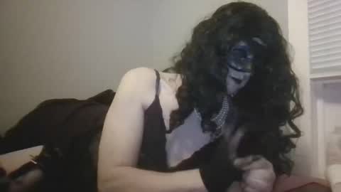 Snapshot of gothicfemboysarah chatting on March 3, 3:12 am gothicfemboysarah online show from March 3, 3:12 am