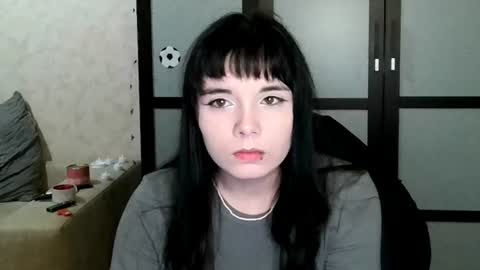 gothickq online show from July 19, 5:49 pm