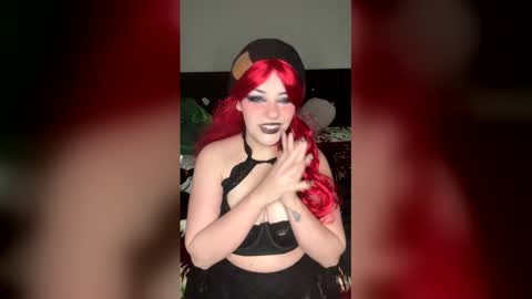 Snapshot of gothmommydom98622 chatting on March 2, 2:58 am gothmommydom98622 online show from March 2, 2:58 am