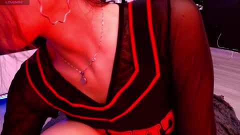 Snapshot of gotthic_met chatting on February 3, 6:22 am Meredith Alessandra online show from February 3, 6:22 am