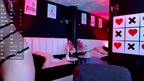 Snapshot of gotthic_met chatting on February 5, 4:17 am Meredith Alessandra online show from February 5, 4:17 am