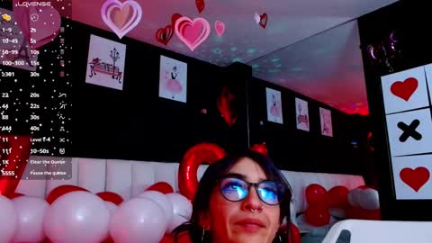 Snapshot of gotthic_met chatting on February 20, 6:26 am Meredith Alessandra online show from February 20, 6:26 am