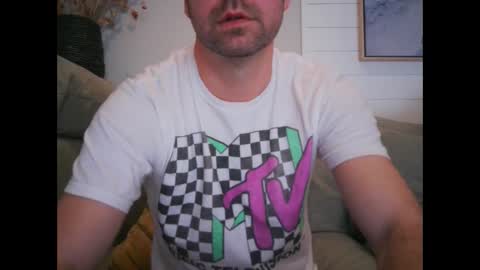 JohnnyG32 online show from January 10, 5:26 am