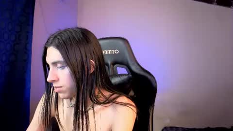 Snapshot of gowther__ chatting on June 14, 2:24 am angelito tu novio online show from June 14, 2:24 am
