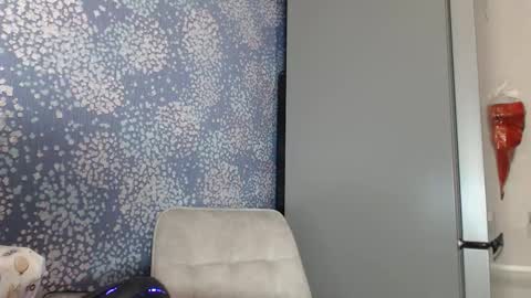 grace498734 online show from November 16, 2:44 pm