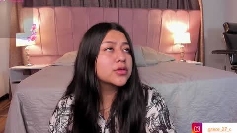 Snapshot of grace77_ chatting on January 25, 12:05 pm Grace online show from January 25, 12:05 pm