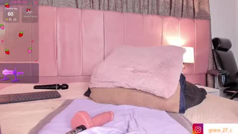 Snapshot of grace77_ chatting on February 4, 3:26 pm Grace online show from February 4, 3:26 pm