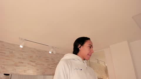 Snapshot of grace_daviss chatting on February 5, 11:59 am GRACE online show from February 5, 11:59 am