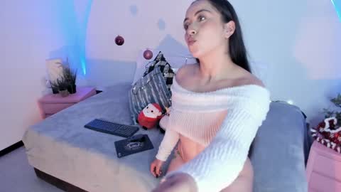 Snapshot of grace_duppon chatting on December 27, 7:46 pm Grace online show from December 27, 7:46 pm