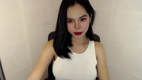 Snapshot of grace_gracia chatting on August 7, 4:31 pm grace_gracia online show from August 7, 4:31 pm