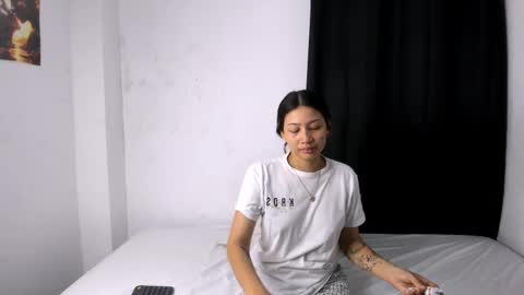 grace_smithd online show from September 29, 1:44 am