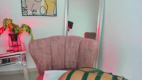 GRACE KIROZ online show from September 15, 3:17 am