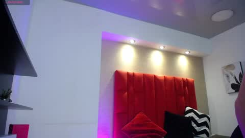 Grace online show from April 3, 1:09 pm