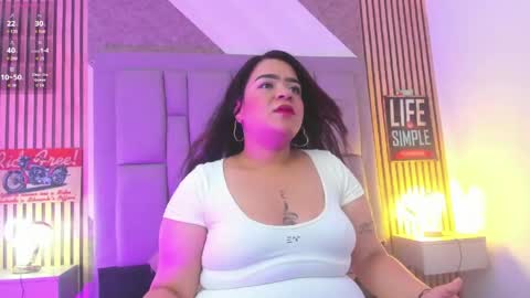Snapshot of graceboom chatting on May 21, 8:05 pm graceboom online show from May 21, 8:05 pm