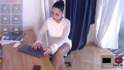Snapshot of gracehill__ chatting on January 26, 5:56 am Im Sofia online show from January 26, 5:56 am