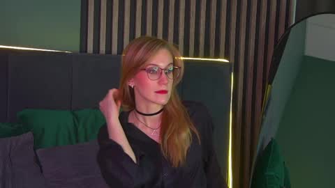 Snapshot of gracehudsons chatting on April 25, 4:48 am Grace online show from April 25, 4:48 am