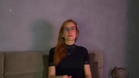 Snapshot of gracehudsons chatting on May 5, 4:20 am Grace online show from May 5, 4:20 am