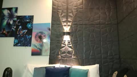 Snapshot of graceymilf999 chatting on January 18, 12:09 pm Gracey Milf online show from January 18, 12:09 pm