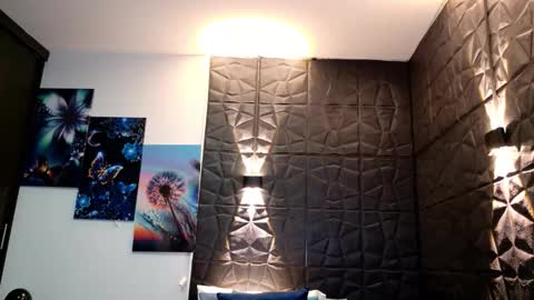 Snapshot of graceymilf999 chatting on February 21, 12:06 pm Gracey Milf online show from February 21, 12:06 pm