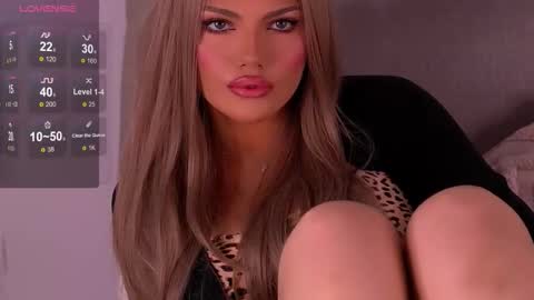 Snapshot of gracianelee chatting on November 14, 2:38 pm Grace online show from November 14, 2:38 pm