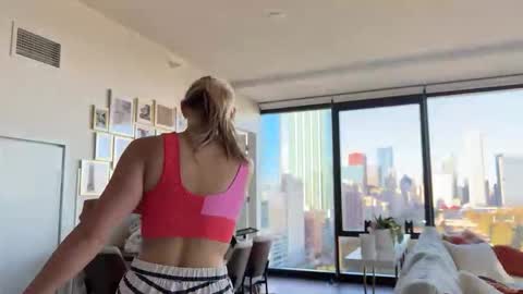 Gracie Mae online show from October 30, 8:31 pm