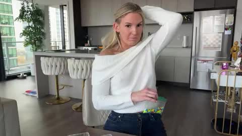 Gracie Mae online show from November 22, 8:19 pm