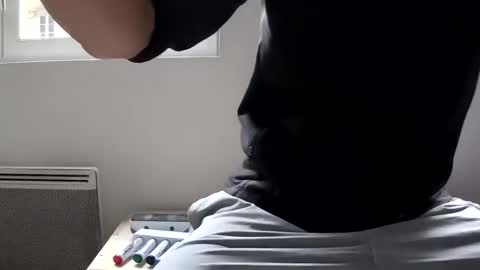 Snapshot of grandbi chatting on November 28, 1:25 pm grandbi online show from November 28, 1:25 pm