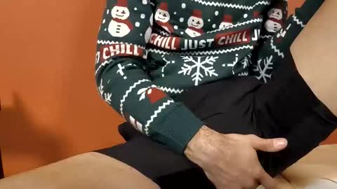 Snapshot of grandbi chatting on December 15, 3:38 pm grandbi online show from December 15, 3:38 pm