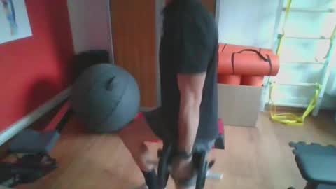 Snapshot of grandbi chatting on February 12, 3:51 pm grandbi online show from February 12, 3:51 pm